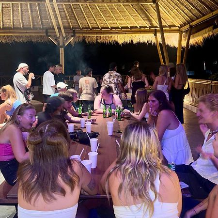 Canggu Central Hostel Eksteriør bilde