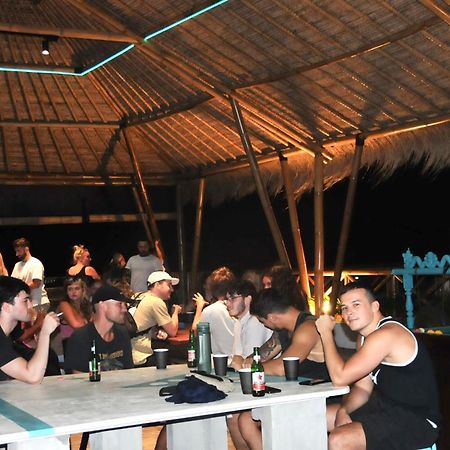 Canggu Central Hostel Eksteriør bilde