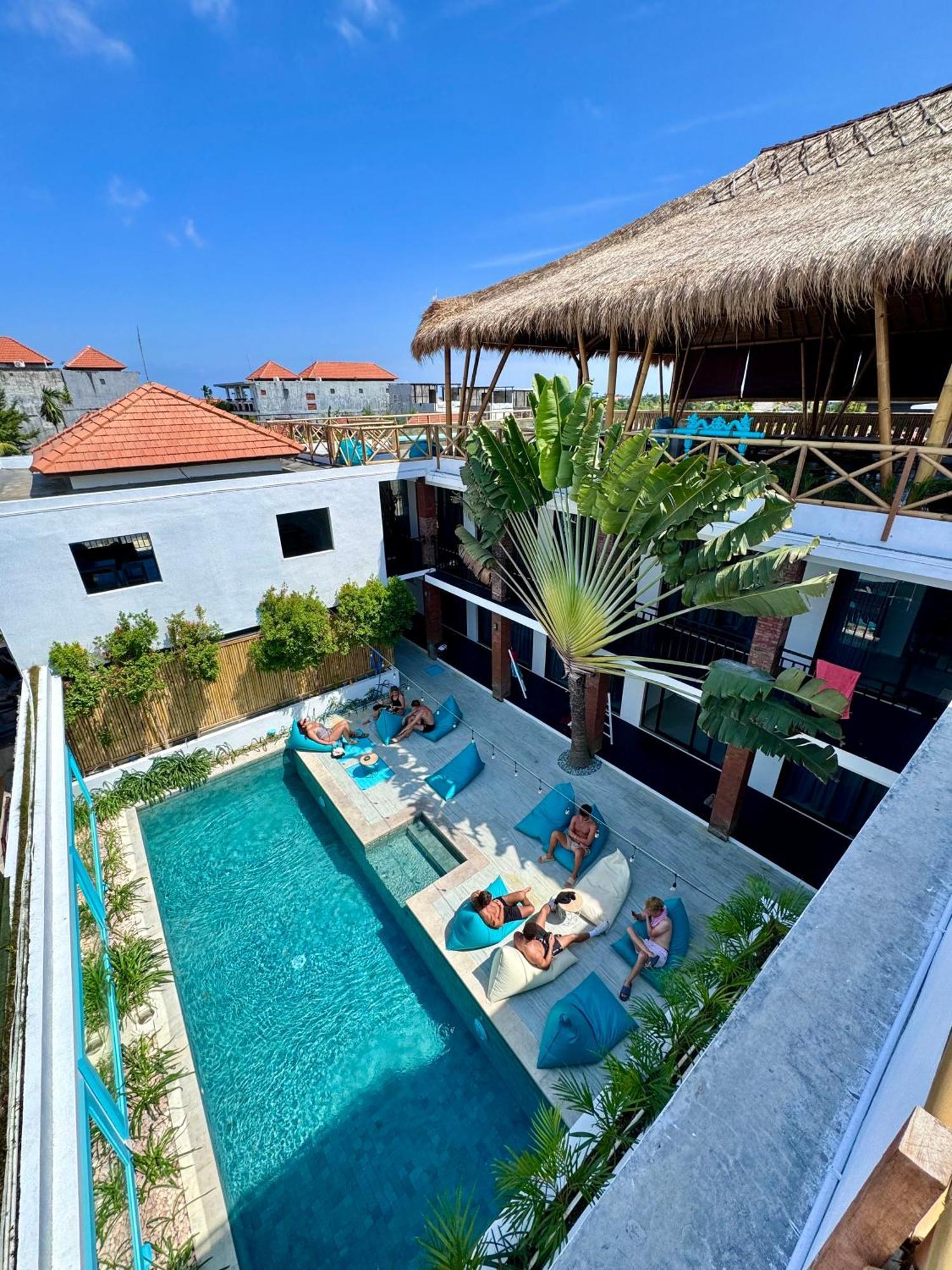 Canggu Central Hostel Eksteriør bilde
