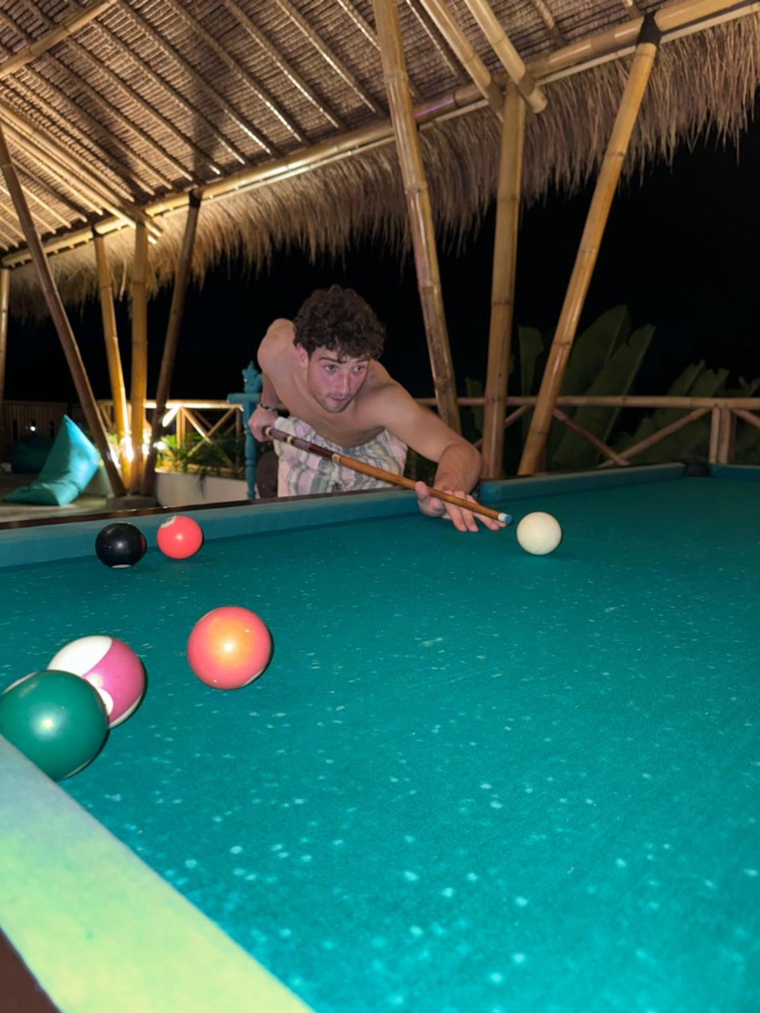 Canggu Central Hostel Eksteriør bilde